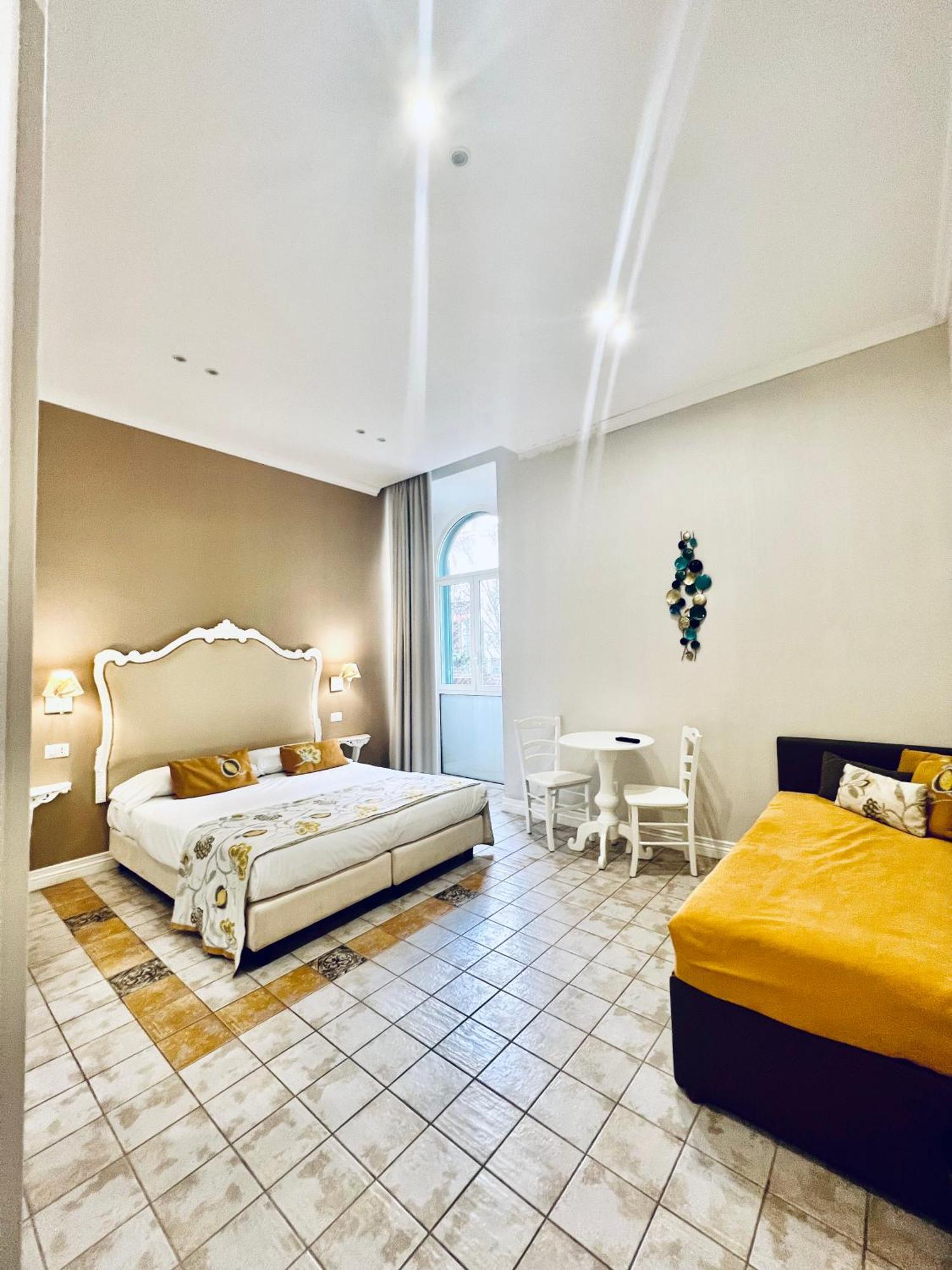 Certosa Suite Napoli Bagian luar foto