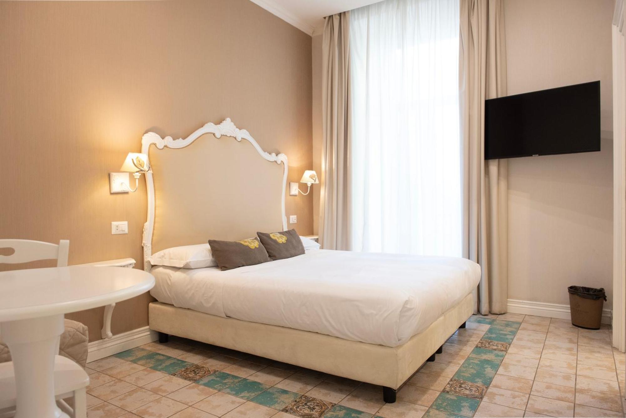 Certosa Suite Napoli Bagian luar foto