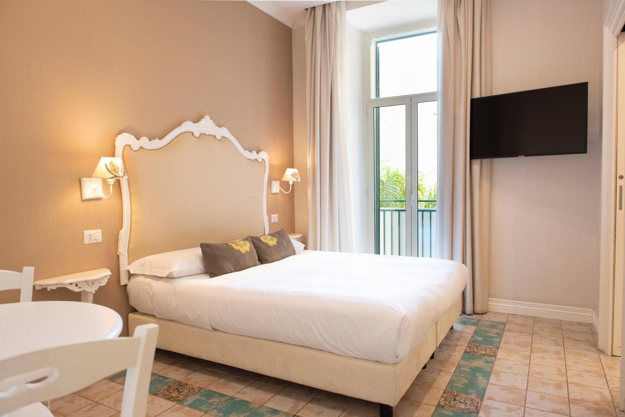 Certosa Suite Napoli Bagian luar foto
