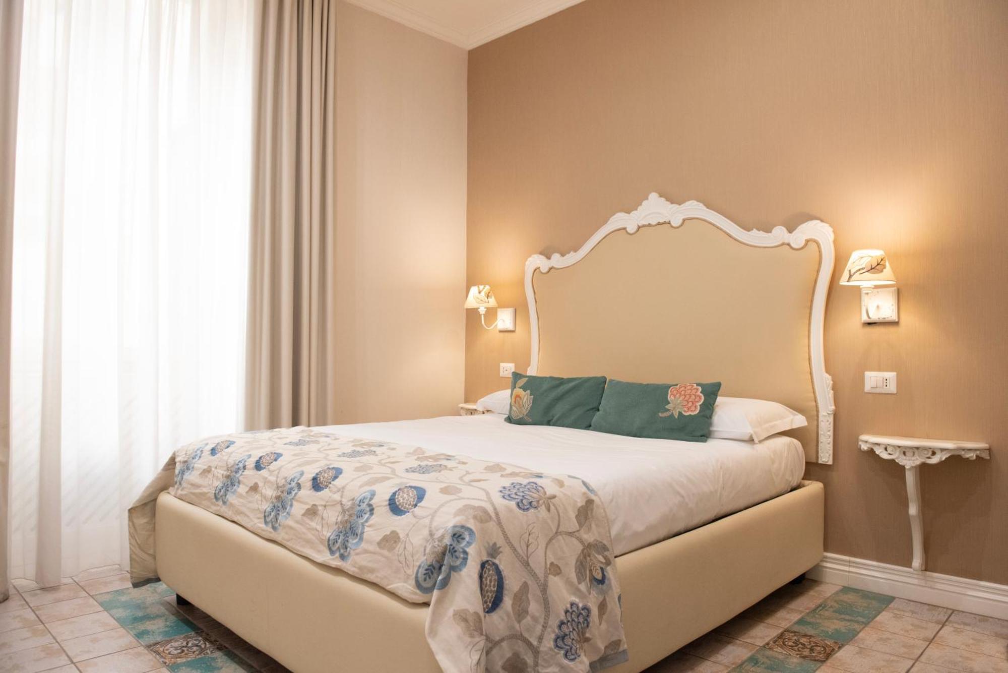 Certosa Suite Napoli Bagian luar foto