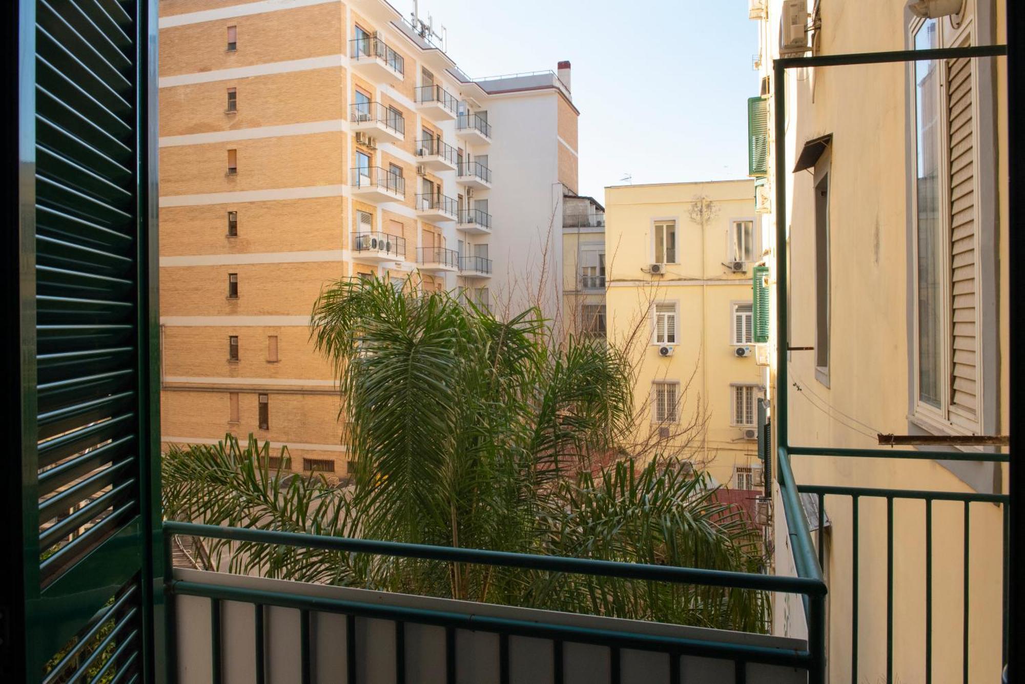 Certosa Suite Napoli Bagian luar foto